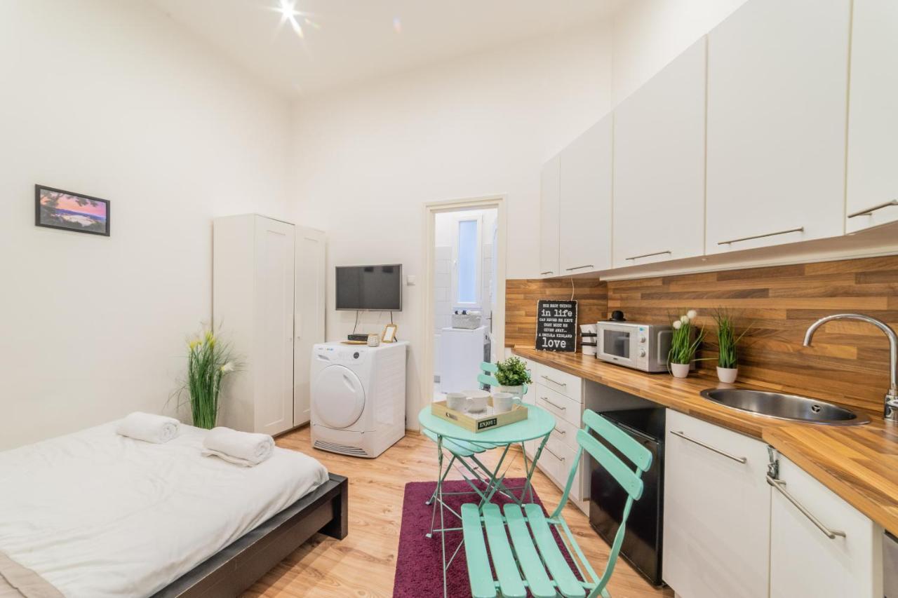 Real Apartments Anker II Budapest Extérieur photo